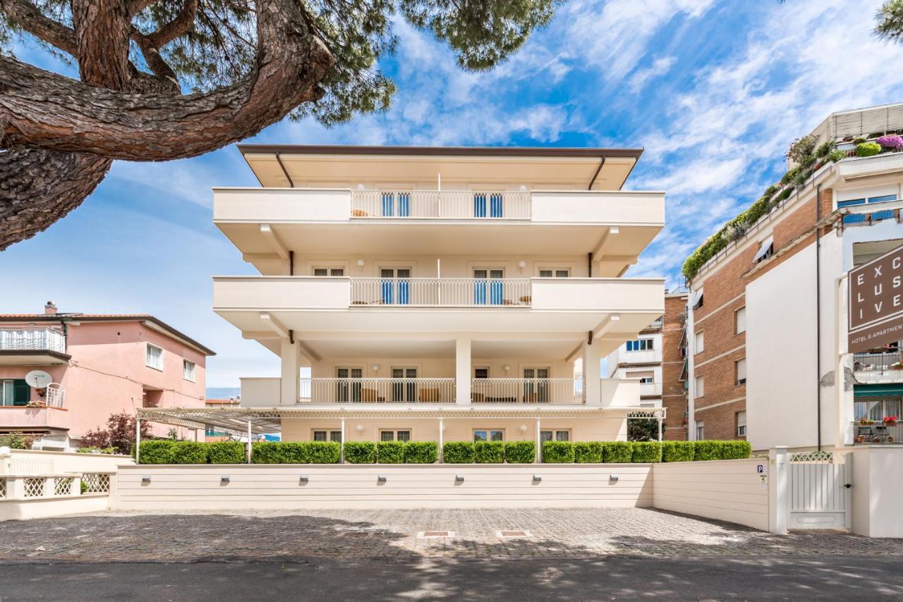 Hotel & Residence Exclusive Marina Di Carrara Exterior photo