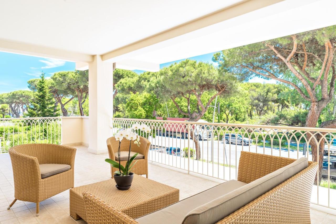 Hotel & Residence Exclusive Marina Di Carrara Exterior photo